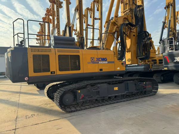 徐工XR280D旋挖鉆機(jī)