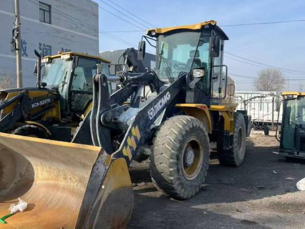 徐工LW330FV輪式裝載機(jī)