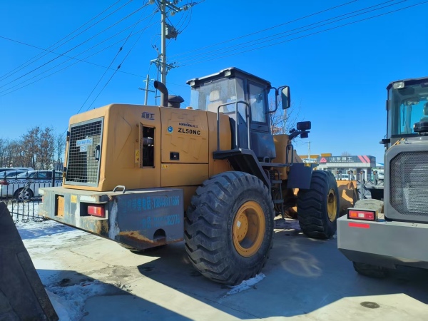 龙工ZL50NC轮式装载机
