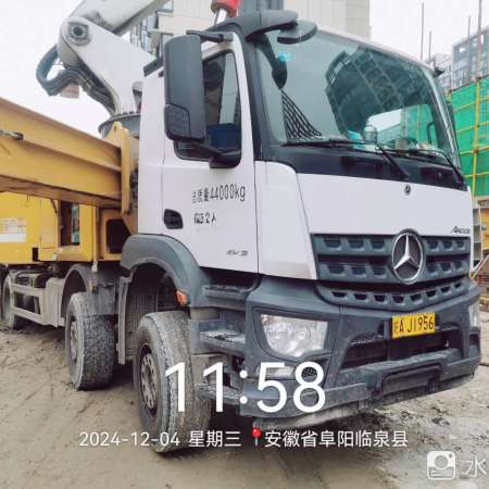 徐工HB62V泵车