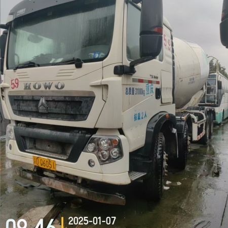 徐工G4806E搅拌车