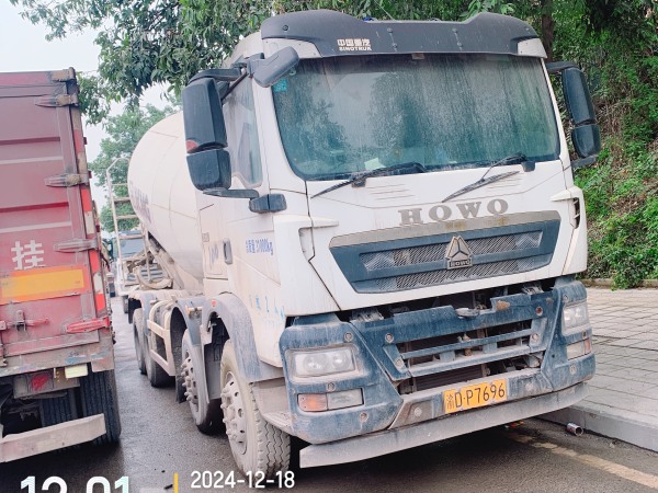 徐工G4806E攪拌車