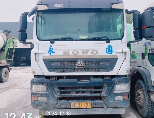 徐工G4806E搅拌车