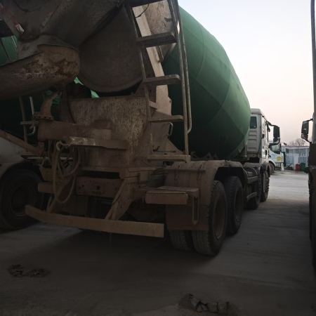 徐工G4806E搅拌车