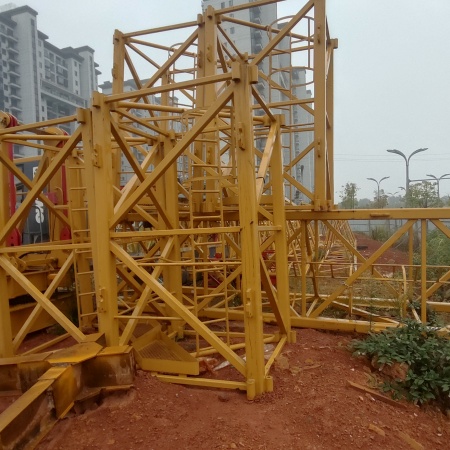 徐工XGT6010-6S1塔式起重机