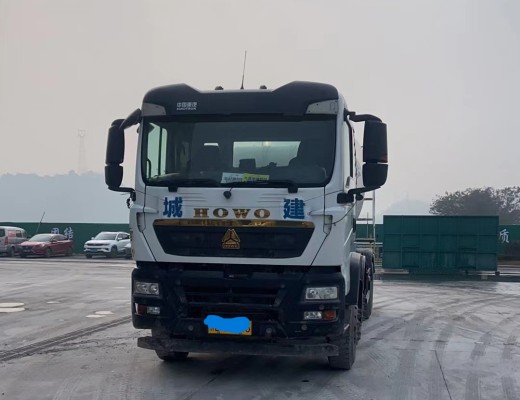 徐工G4806E搅拌车