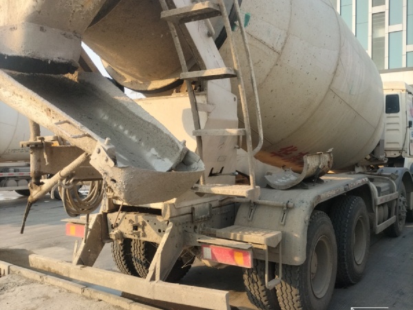 徐工G4806E攪拌車