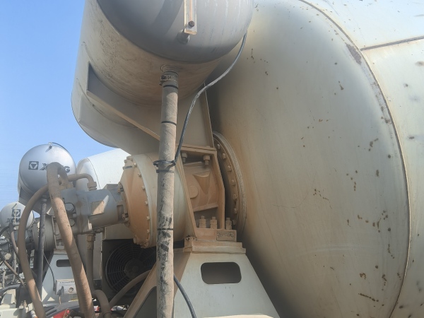 徐工G4806E攪拌車