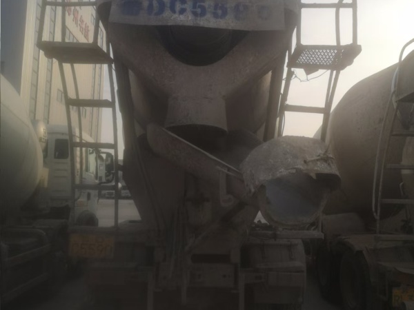 徐工G4806E攪拌車