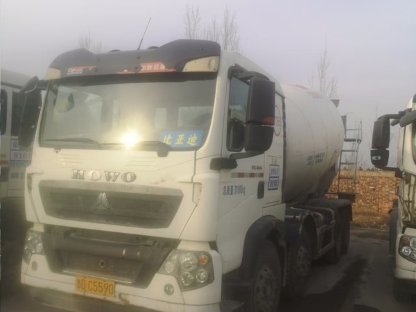 徐工G4806E攪拌車