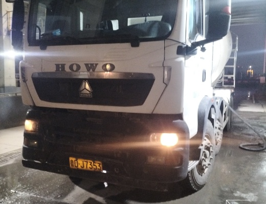 徐工G4806E搅拌车