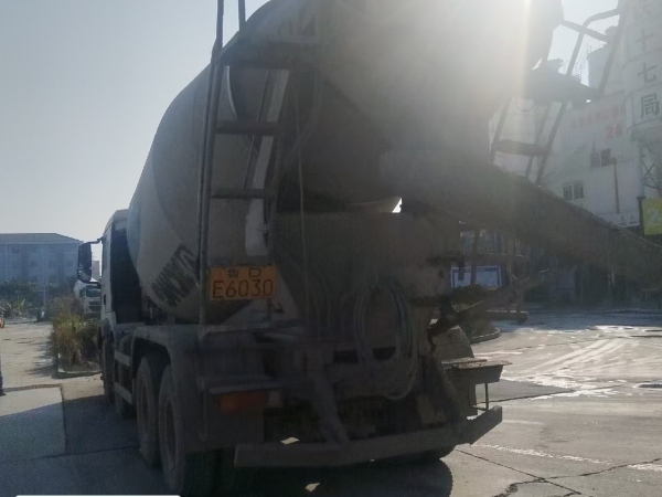 徐工G4806E攪拌車