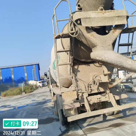 徐工G4806E搅拌车