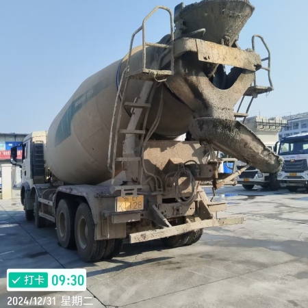 徐工G4806E搅拌车