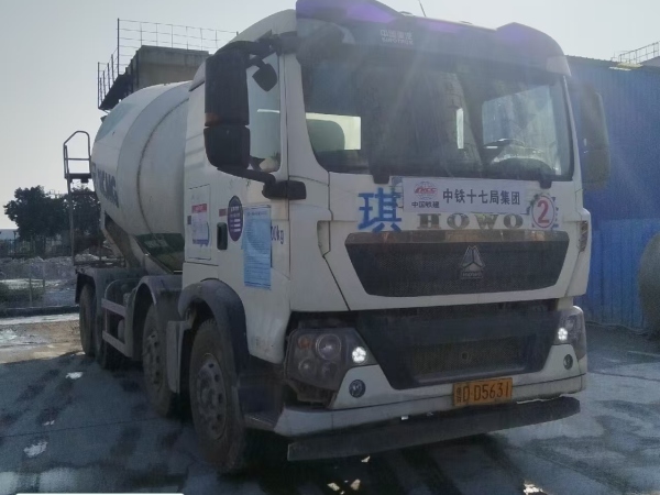 徐工G4806E攪拌車