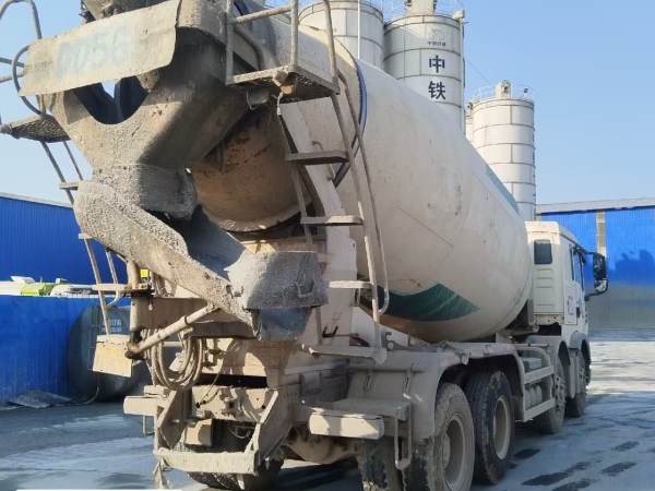 徐工G4806E攪拌車