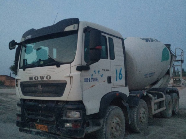 徐工G4806E攪拌車