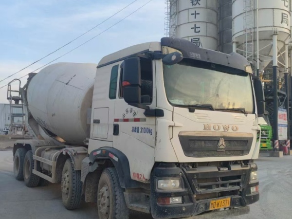 徐工G4806E攪拌車