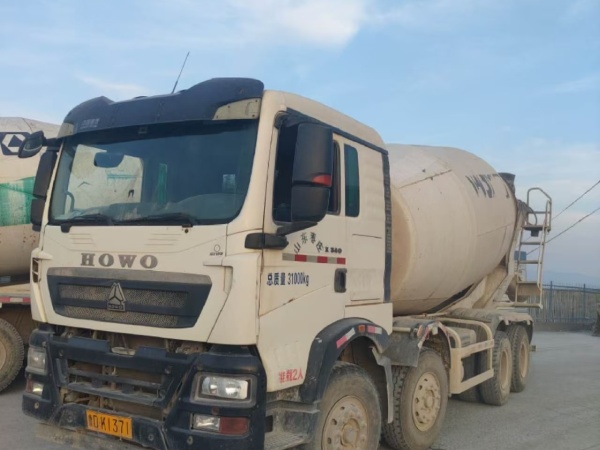 徐工G4806E攪拌車