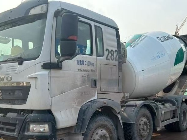 徐工G4806E攪拌車