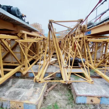 徐工XGT6010-6S1塔式起重机