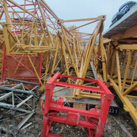 徐工XGT6010-6S1塔式起重机