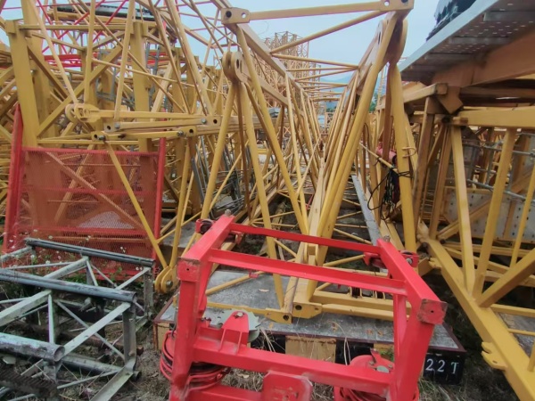 徐工XGT6010-6S1塔式起重機(jī)