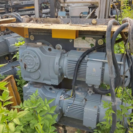 徐工SC200/200FS1塔式起重机