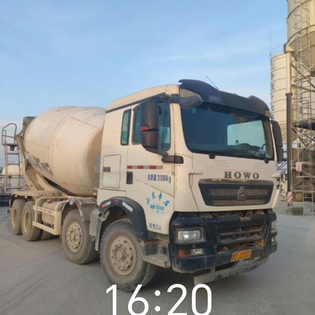 徐工G4806E搅拌车