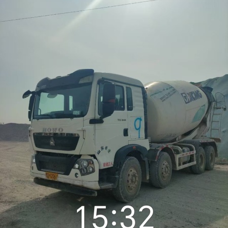 徐工G4806E搅拌车