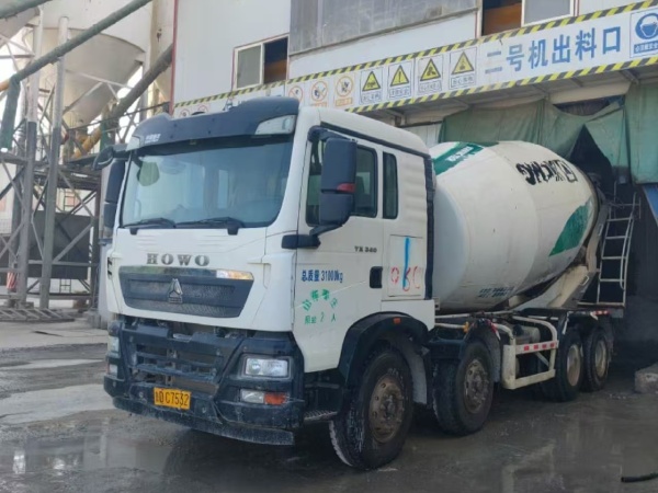 徐工G4806E攪拌車