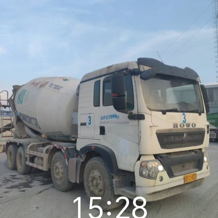 徐工G4806E搅拌车