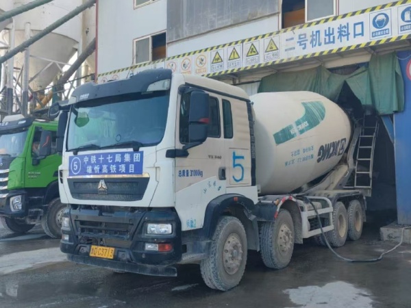 徐工G4806E攪拌車