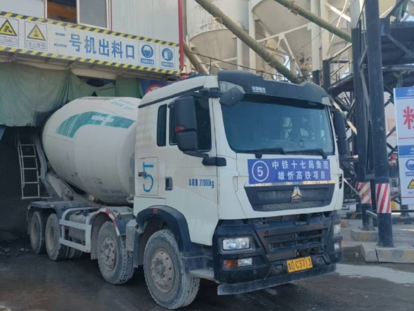 徐工G4806E攪拌車