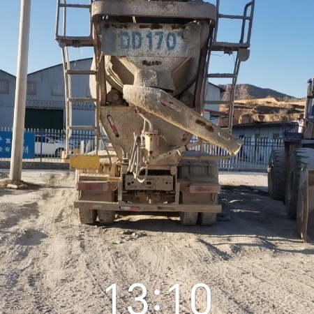 徐工G4806E搅拌车