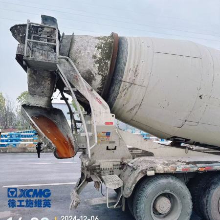 徐工G4806D搅拌车