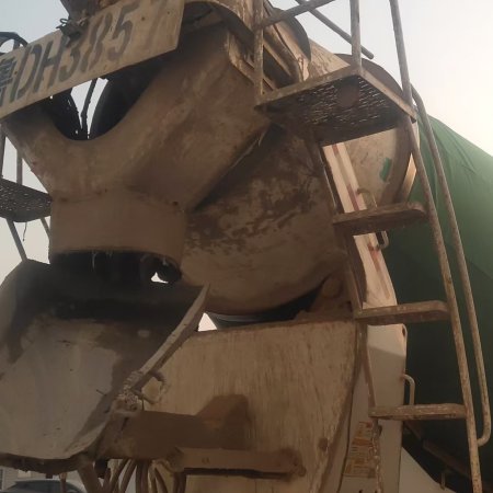 徐工G4806D搅拌车