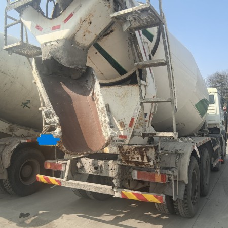 徐工G4805E搅拌车