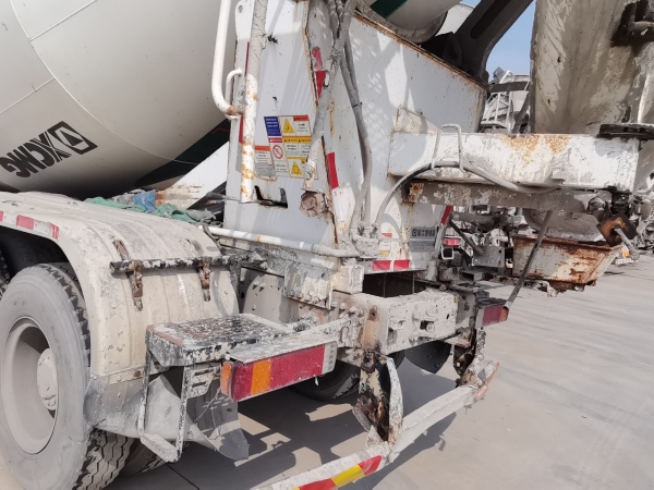 徐工G4805E攪拌車