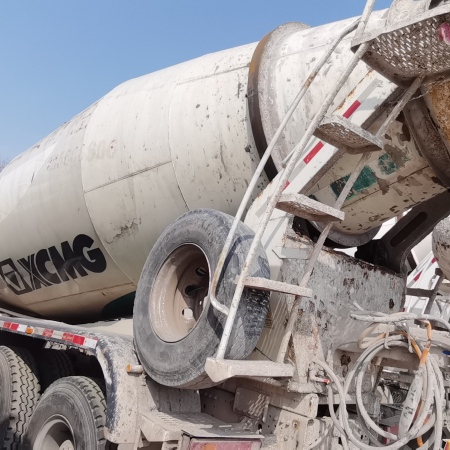 徐工G4805E搅拌车