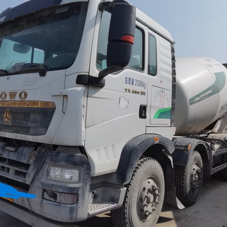 徐工G4805E搅拌车