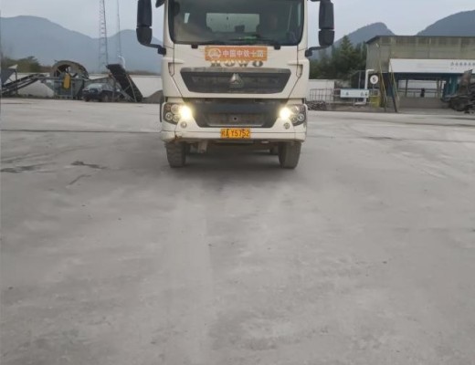 徐工G4805E搅拌车