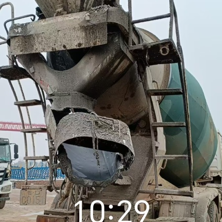 徐工G4806E搅拌车