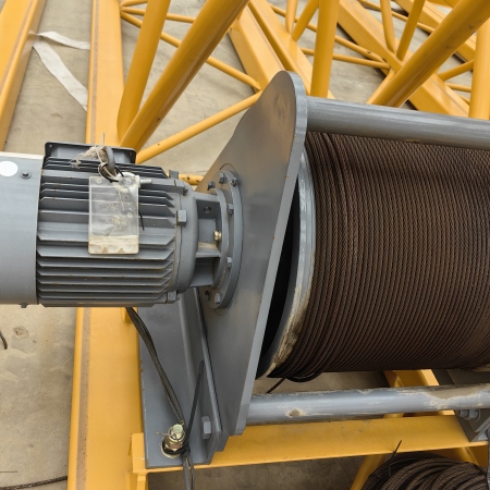 徐工XGT7026-12S1塔式起重机