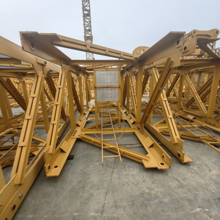 徐工XGT7026-12S1塔式起重机