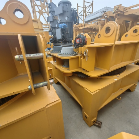 徐工XGT7026-12S1塔式起重机