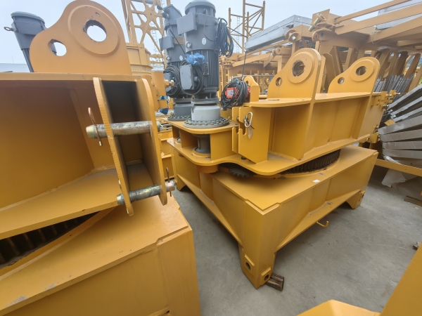 徐工XGT7026-12S1塔式起重機(jī)