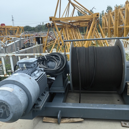 徐工XGT7026-12S1塔式起重机