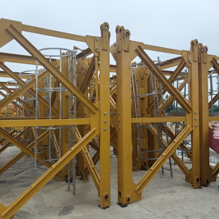 徐工XGT7026-12S1塔式起重机