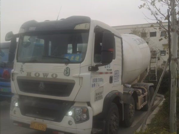 徐工G4806E攪拌車